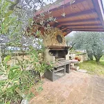 Melissa With A Pool In The Tranquility Of The Hills With A View Of Trasimeno