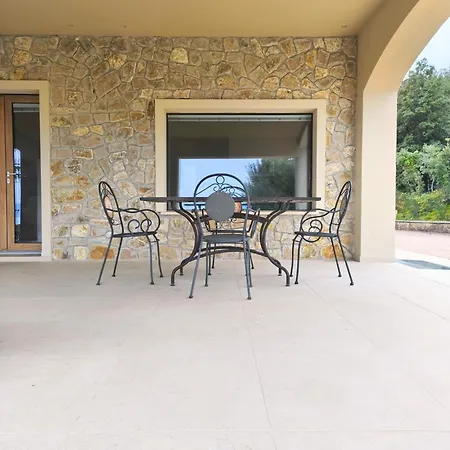 Melissa With A Pool In The Tranquility Of The Hills With A View Of Trasimeno Magione