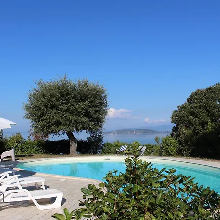 Melissa With A Pool In The Tranquility Of The Hills With A View Of Trasimeno Magione