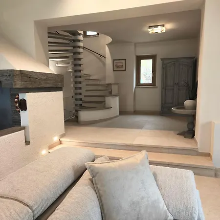 Melissa With A Pool In The Tranquility Of The Hills With A View Of Trasimeno Vila *