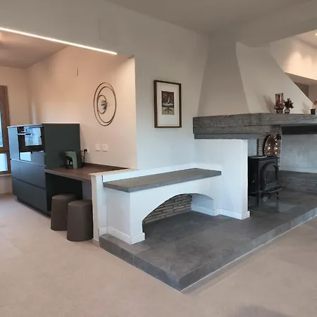 Melissa With A Pool In The Tranquility Of The Hills With A View Of Trasimeno Villa