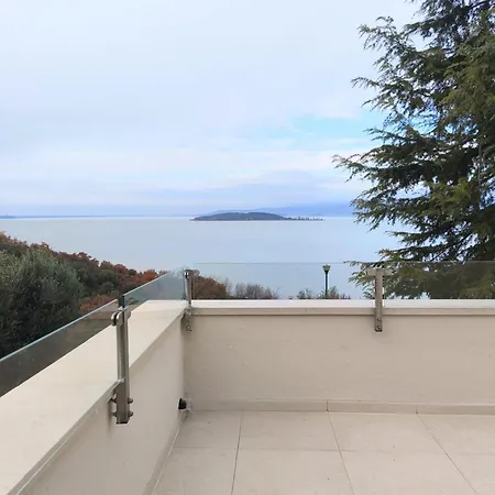 Vila Melissa With A Pool In The Tranquility Of The Hills With A View Of Trasimeno Magione