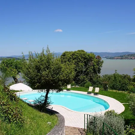 Vila Melissa With A Pool In The Tranquility Of The Hills With A View Of Trasimeno Magione