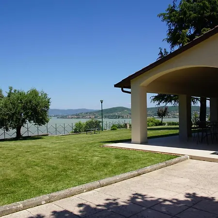 Melissa With A Pool In The Tranquility Of The Hills With A View Of Trasimeno Magione