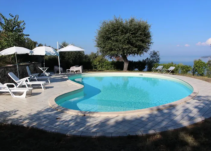 Villa Melissa With A Pool In The Tranquility Of The Hills With A View Of Trasimeno
