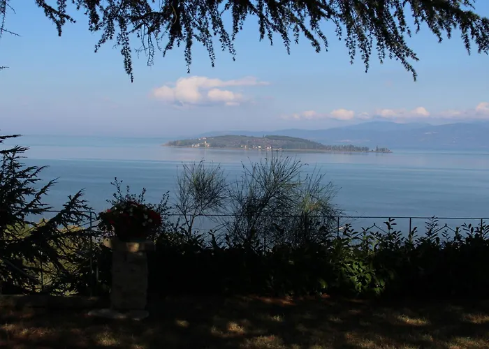 Villa Melissa With A Pool In The Tranquility Of The Hills With A View Of Trasimeno Magione