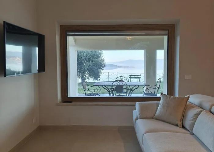 Melissa With A Pool In The Tranquility Of The Hills With A View Of Trasimeno Magione