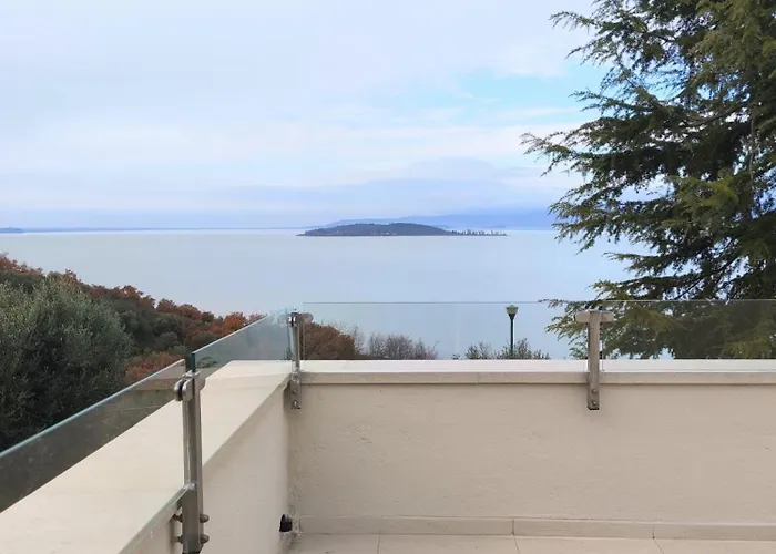 Villa Melissa With A Pool In The Tranquility Of The Hills With A View Of Trasimeno Magione